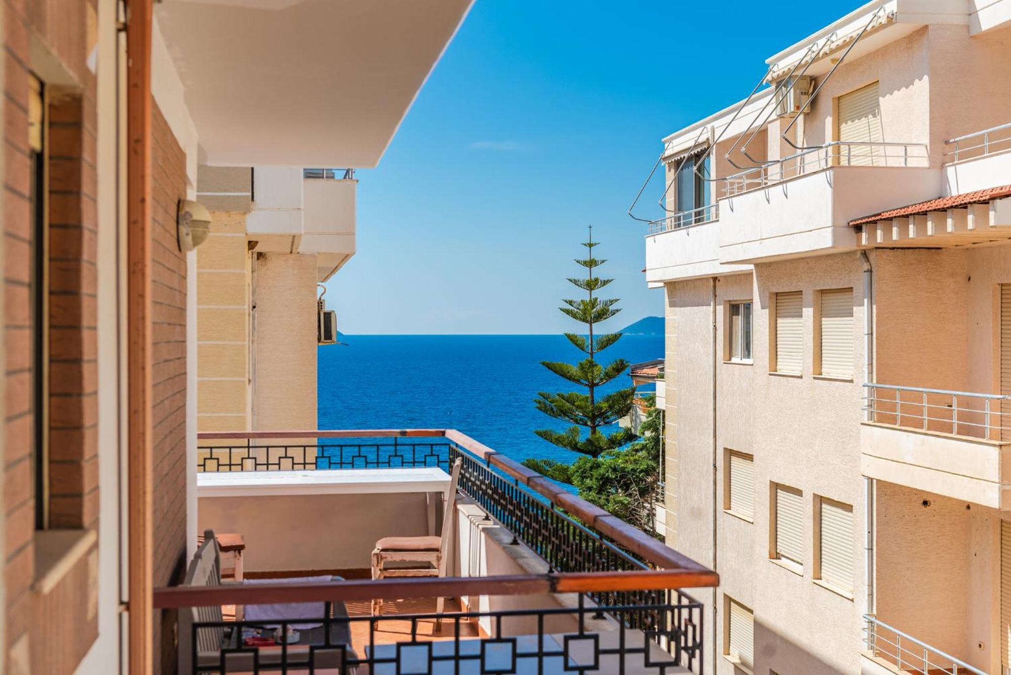 Melon Apartments Vlore Exterior photo