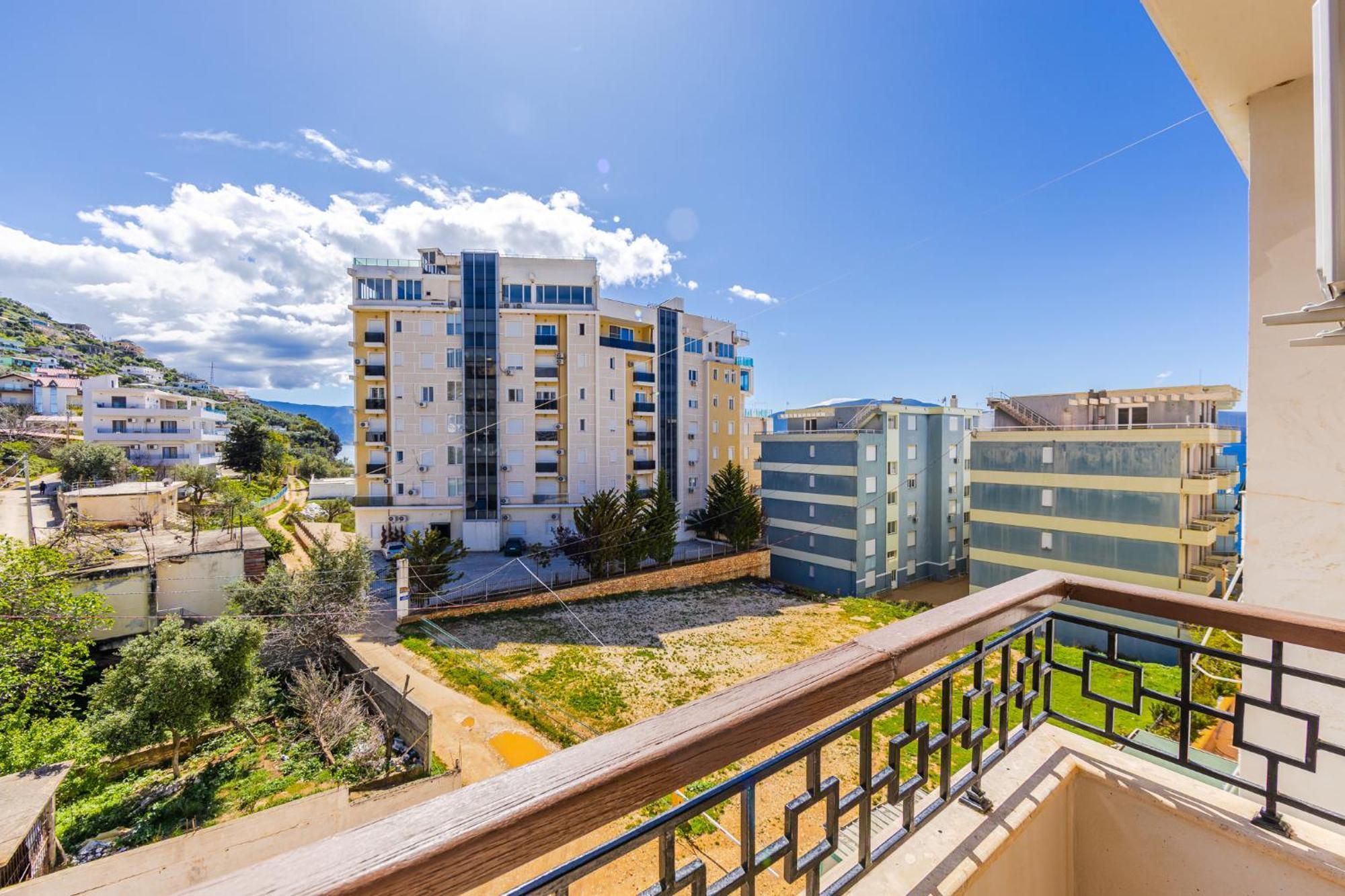 Melon Apartments Vlore Exterior photo